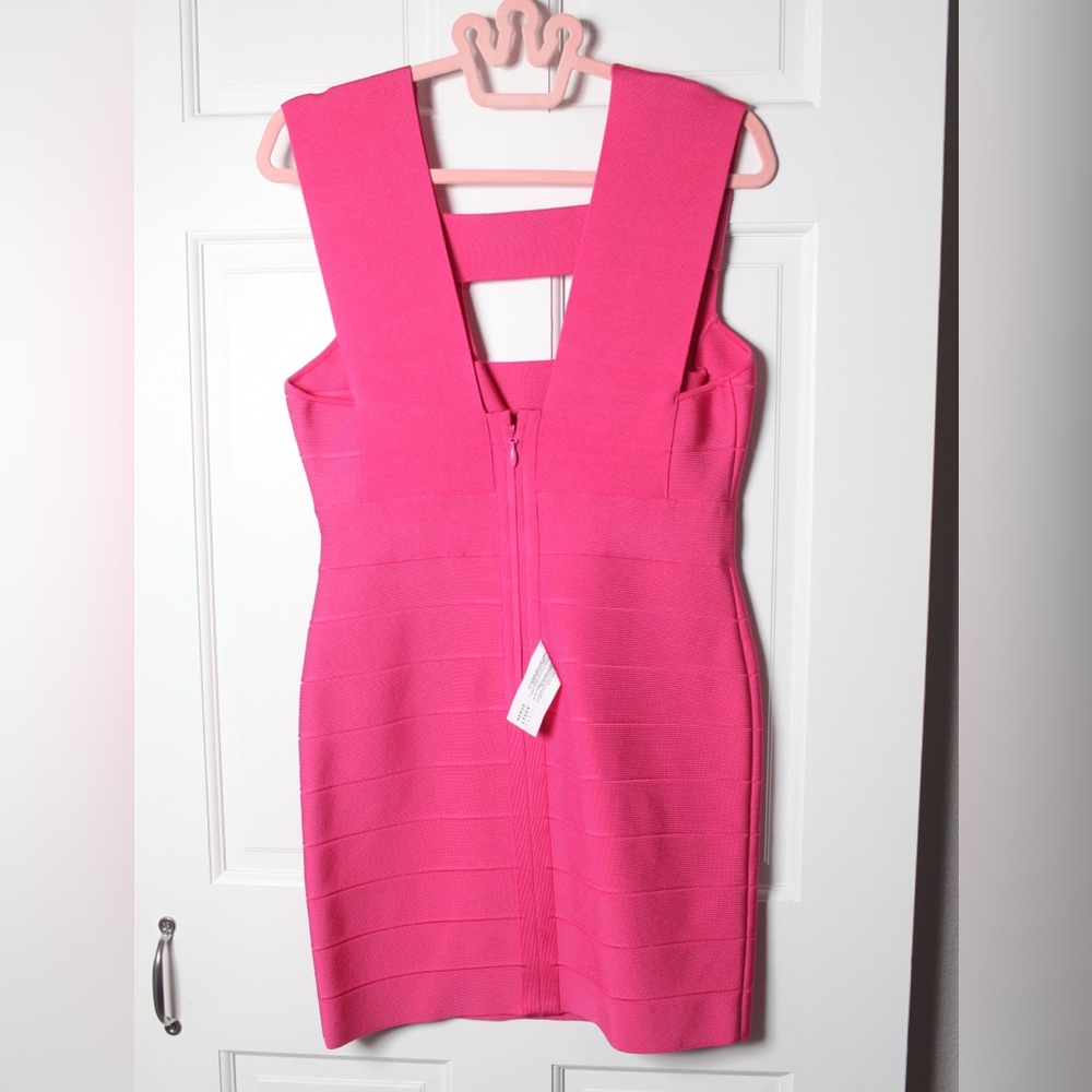Herve Leger Deep VNeck Strappy Icon, Hot Pink Dress Size L - Picture 3 of 5